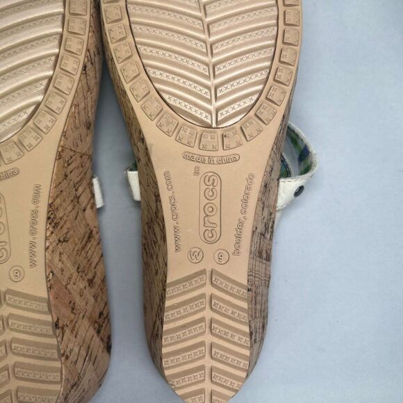 Crocs Women's‎ Size 9 A-Leigh Cream Leather Strap Cork Wedge Sandals - Picture 10 of 10